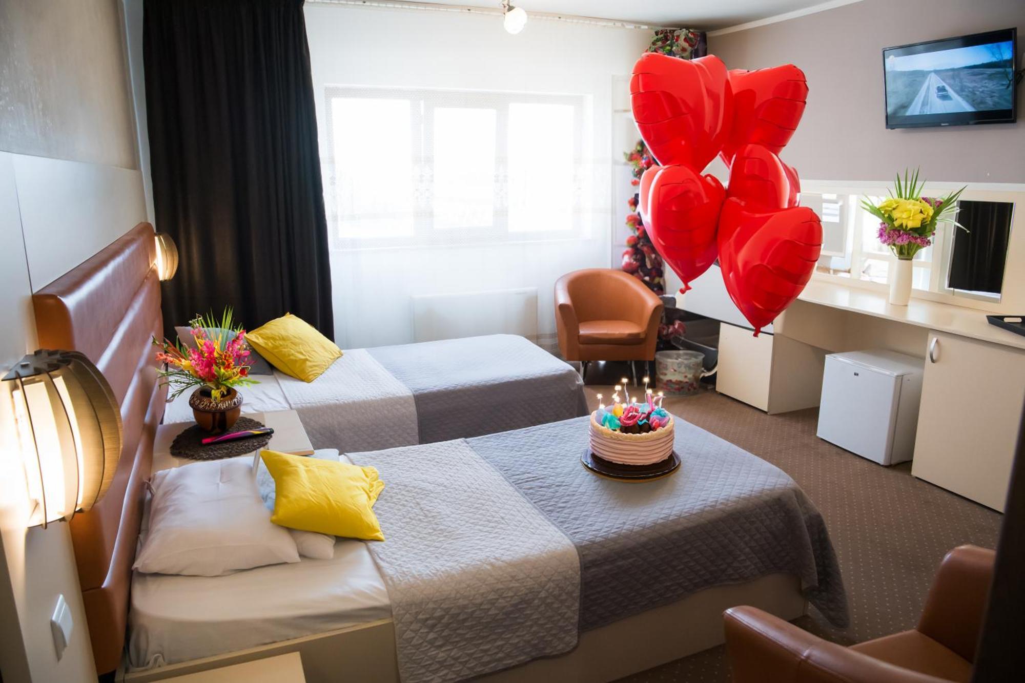 Mbi Travel Inn Κραϊόβα Εξωτερικό φωτογραφία