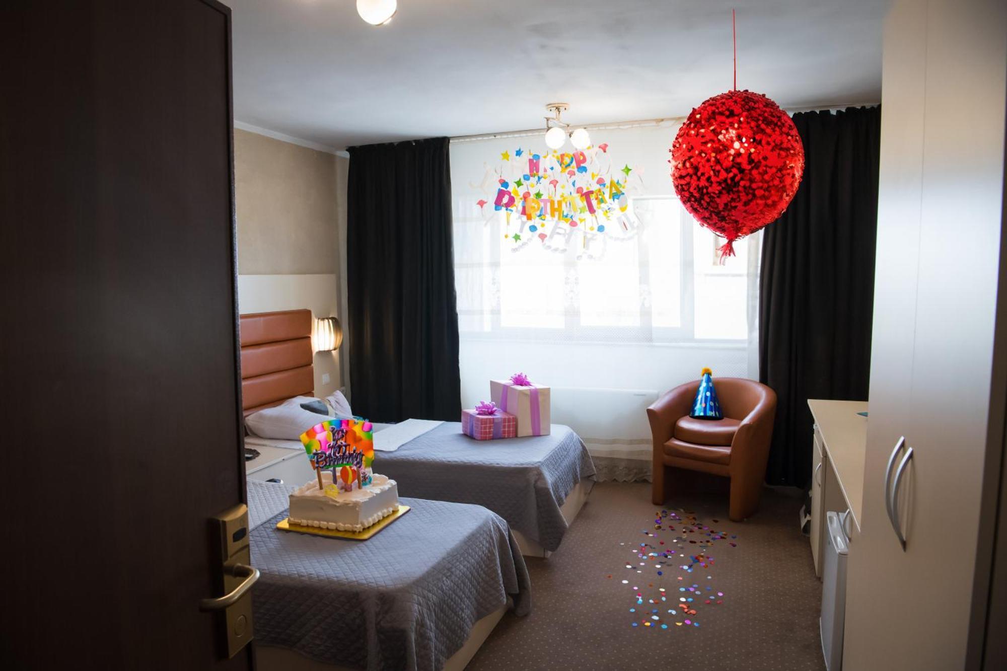 Mbi Travel Inn Κραϊόβα Εξωτερικό φωτογραφία