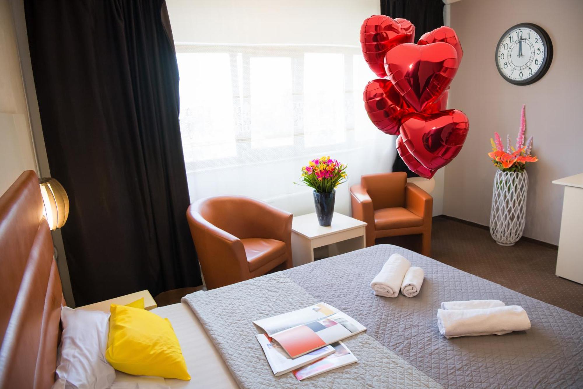 Mbi Travel Inn Κραϊόβα Εξωτερικό φωτογραφία