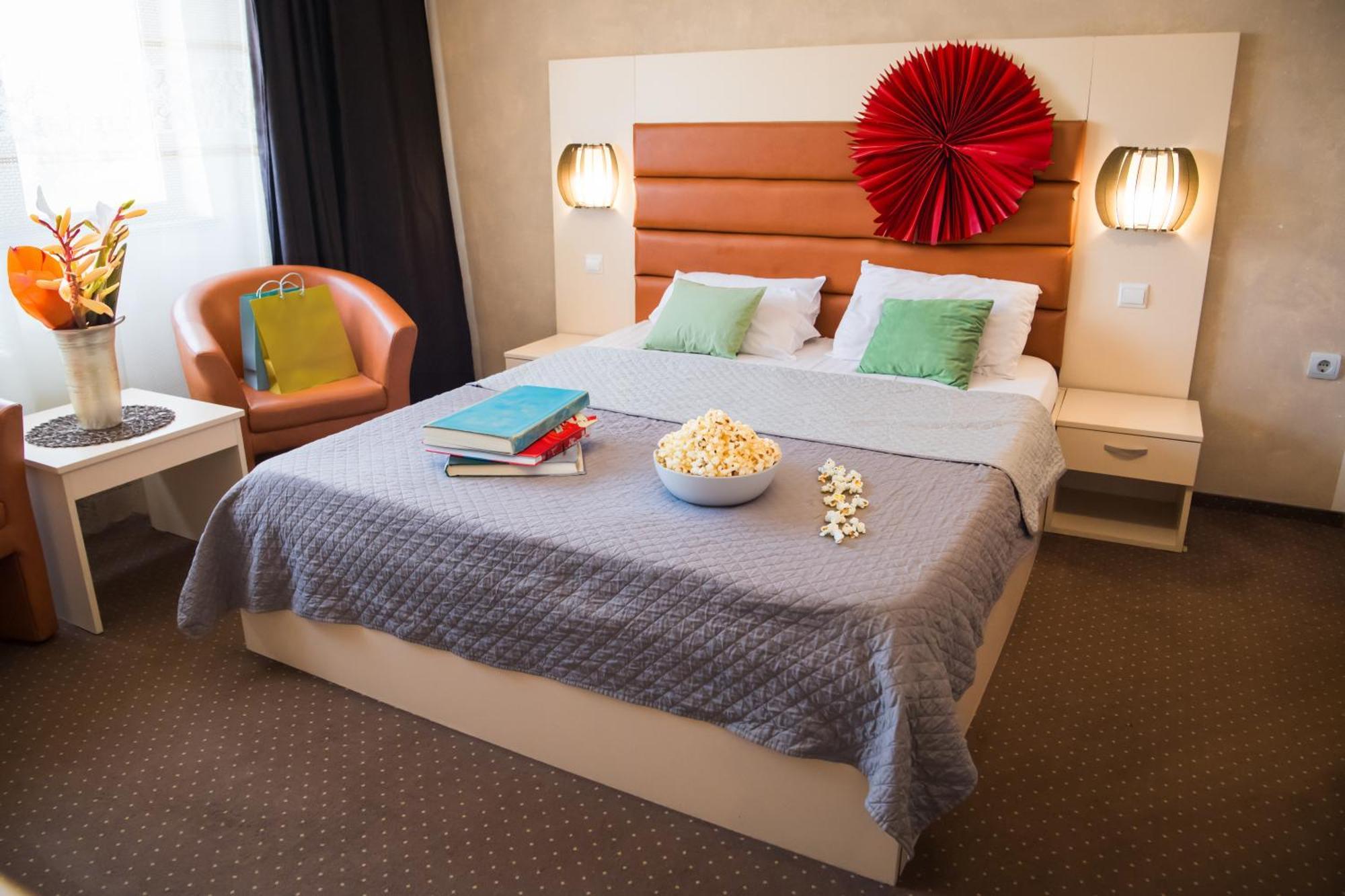 Mbi Travel Inn Κραϊόβα Εξωτερικό φωτογραφία
